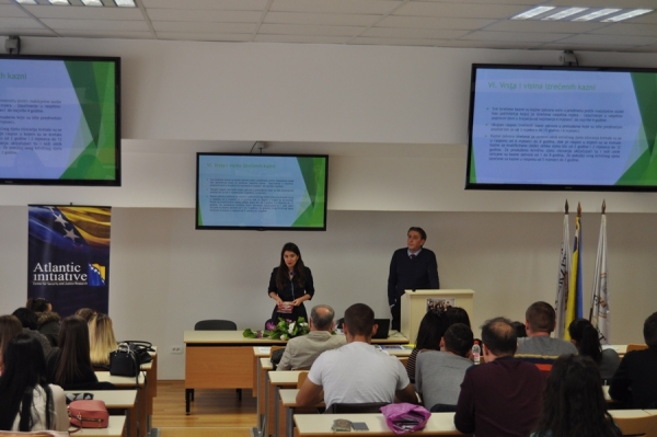 Na Pravnom fakultetu Univerziteta u Travniku održana je edukacija pod nazivom “Rodne predrasude u primjeni prava”